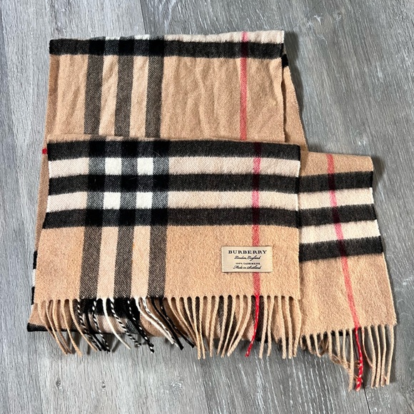 Authentic Burberry Scarf - Picture 1 of 4